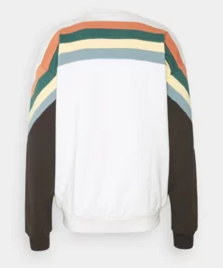 Kaotiko CREW WALKER UNISEX - Sweatshirt - White -Kaotiko || Fire & Glory Populaire Magasin 0249f20c250843d28a6c523c8fa158d9