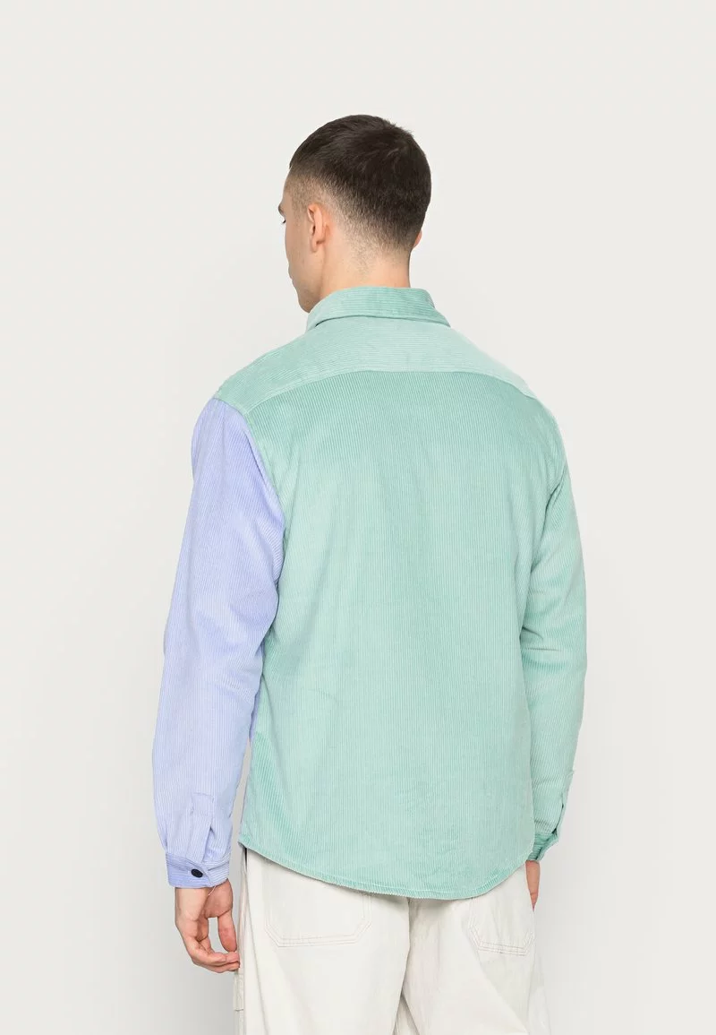 Kaotiko CAM PANA VALLEY - Hemd - Green/ Lila Pastel - Unisex 5 Kaotiko CAM PANA VALLEY - Hemd - Green/ Lila Pastel - Unisex – Bild 3