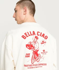 Kaotiko CREW BELLA CIAO UNISEX - Sweatshirt - Ivory 11 Kaotiko CREW BELLA CIAO UNISEX - Sweatshirt - Ivory -Kaotiko || Fire & Glory Populaire Magasin 23c209ee214143e7a7c492fb570289fd