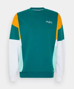 Kaotiko CREW UNISEX - Sweatshirt - Green -Kaotiko || Fire & Glory Populaire Magasin 2663bac193e7418a8731cb8c06c29427