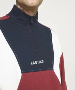 Kaotiko UNISEX CREW ARNOLD - Sweatshirt - Granate 13 Kaotiko UNISEX CREW ARNOLD - Sweatshirt - Granate -Kaotiko || Fire & Glory Populaire Magasin 2b8847e9c2de434e9f8e874559766c28