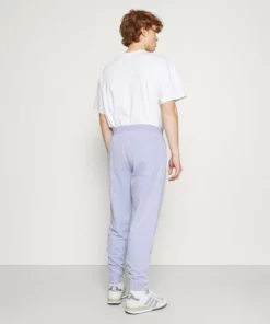 Kaotiko MALVA UNISEX - Jogginghose - Malva 9 Kaotiko MALVA UNISEX - Jogginghose - Malva -Kaotiko || Fire & Glory Populaire Magasin 2d3ea2989b774a11a52191e4027300c4