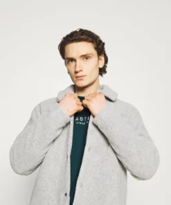 Kaotiko UNISEX CREW SEATTLE - Sweatshirt - Cloud 12 Kaotiko UNISEX CREW SEATTLE - Sweatshirt - Cloud -Kaotiko || Fire & Glory Populaire Magasin 3fe4c580b2c2402f958cf29ea1240b42