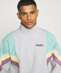 Kaotiko UNISEX CREW JEAN - Sweatshirt - Grey -Kaotiko || Fire & Glory Populaire Magasin 5a0f738d5b9b4aecb3d8110ee361a7ab