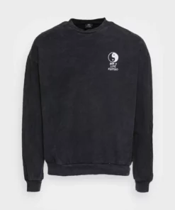 Kaotiko - Herren CREW WHERE IS LIFE - Sweatshirt - Black 10 Kaotiko - Herren CREW WHERE IS LIFE - Sweatshirt - Black -Kaotiko || Fire & Glory Populaire Magasin 8239a8da6ed64a3eba95fc2046a05bb0