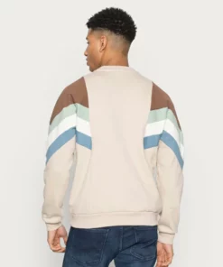 Kaotiko CREW SEATTLE UNISEX - Sweatshirt - Beige/brown/fresh Green -Kaotiko || Fire & Glory Populaire Magasin 82e616a6256f429386046c5a05899cd7