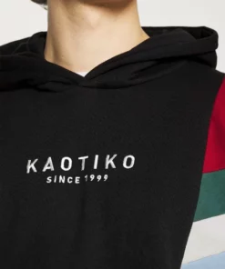 Kaotiko SUD CAP WALKER UNISEX - Kapuzenpullover - Black 15 Kaotiko SUD CAP WALKER UNISEX - Kapuzenpullover - Black -Kaotiko || Fire & Glory Populaire Magasin b23faf77d1c94c76a515f3c0e8ed7440