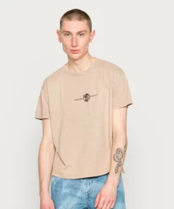 Kaotiko WASHED COSMOS UNISEX - T-Shirt Print - Hueso -Kaotiko || Fire & Glory Populaire Magasin b3c500cdc507464fb1ade40217f7b668