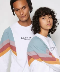 Kaotiko UNISEX CREW SEATTLE - Sweatshirt - Blanco -Kaotiko || Fire & Glory Populaire Magasin be6bb7c7ddf941f18e6fcdfb9bb1f63e