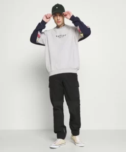 Kaotiko CREW WALKER UNISEX - Sweatshirt - Gris -Kaotiko || Fire & Glory Populaire Magasin dddb6abc1ec443ffb55b672cca19a6c9