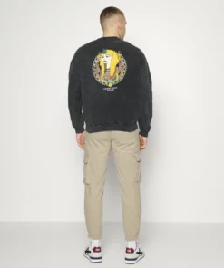 Kaotiko CREW WASHED PHARAOH UNISEX - Sweatshirt - Black -Kaotiko || Fire & Glory Populaire Magasin df1dc636d314473b992ac7657abd3ec8