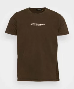 Kaotiko WASHED DARK SOCIETY UNISEX - T-Shirt Print - Chocolate 10 Kaotiko WASHED DARK SOCIETY UNISEX - T-Shirt Print - Chocolate -Kaotiko || Fire & Glory Populaire Magasin e0b560aac9e5418a955a7a9d8ff9e644