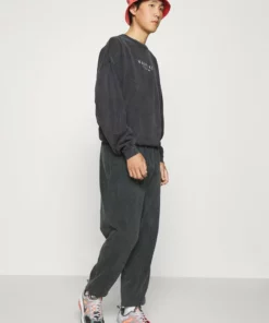 Kaotiko CREW WASHED ALAN - Sweatshirt - Black - Herren 8 Kaotiko CREW WASHED ALAN - Sweatshirt - Black - Herren -Kaotiko || Fire & Glory Populaire Magasin fc3b88f9e1564beb8d960592296cf399
